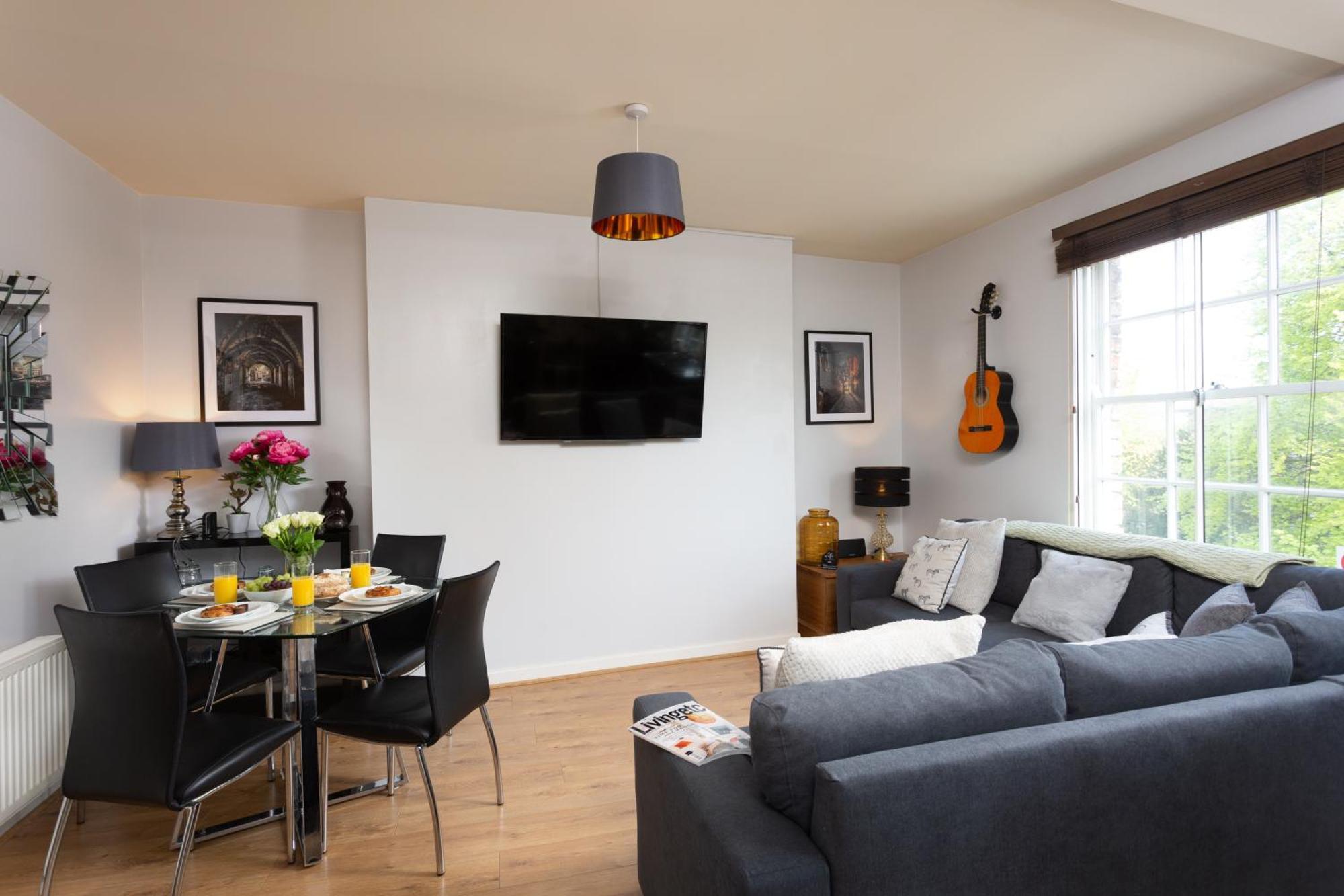 Apartment Bootham Court Grade Ii Duplex With Free Parking & Wi-fi - Sleeps 2-6 People
